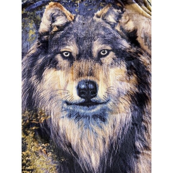 Northwest Wolf Variant 2 Plush Reversible Throw Blanket 60”x50” Animal Print - Picture 2 of 6